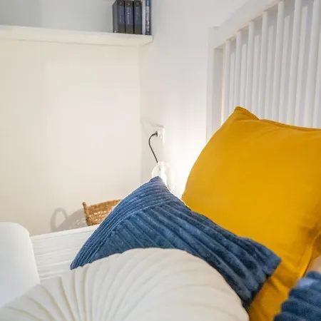 Starry Night Studio Apartment *